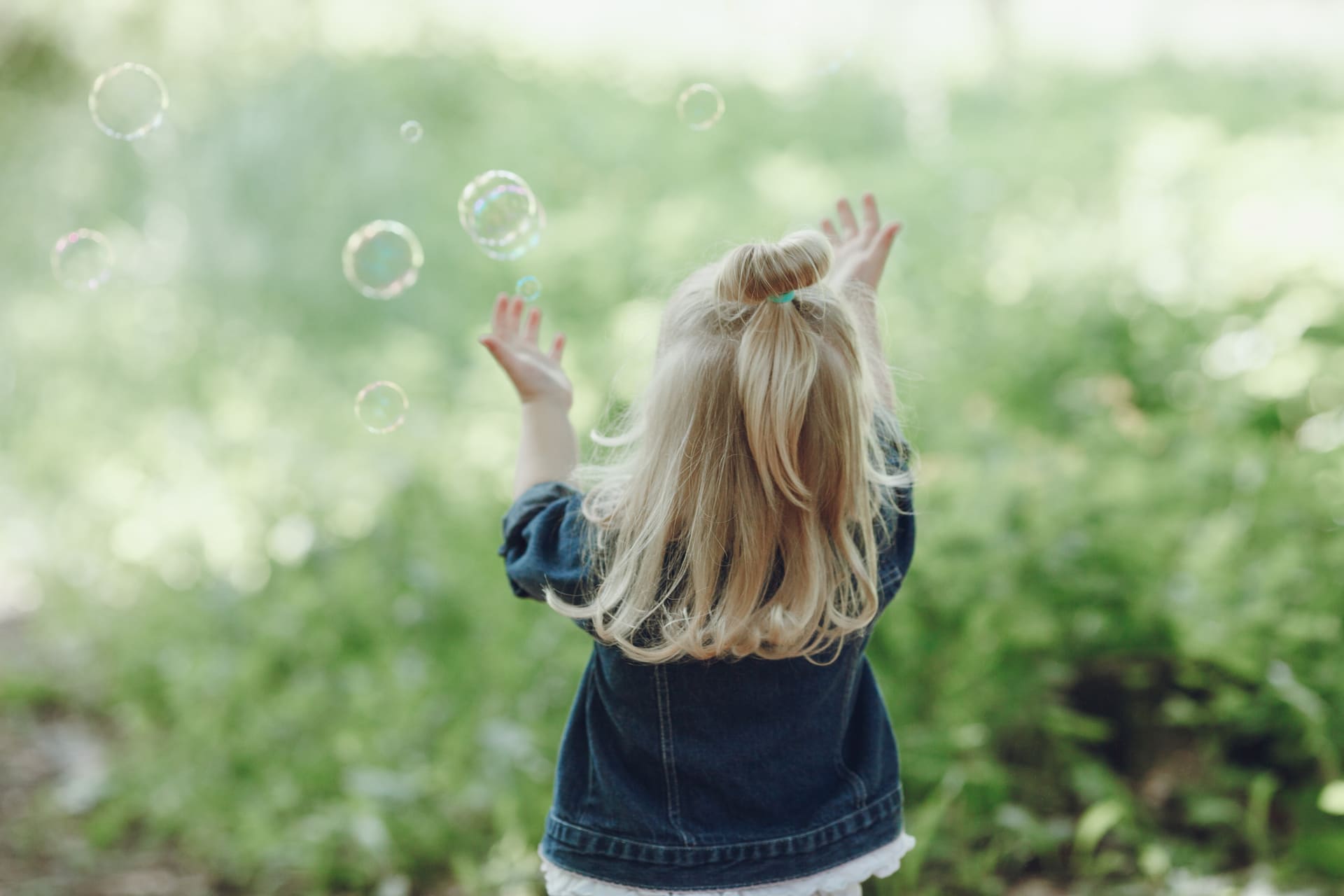 Je suis capable de prendre soin de vos enfants comme de véritables trésors. Ma parole et ma loyauté font de moi une personne ouverte et fiable, pour le plus grand bonheur des enfants et la tranquillité d'esprit des parents. Assistante maternelle Montgeron